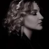 Leona Dea — Love me